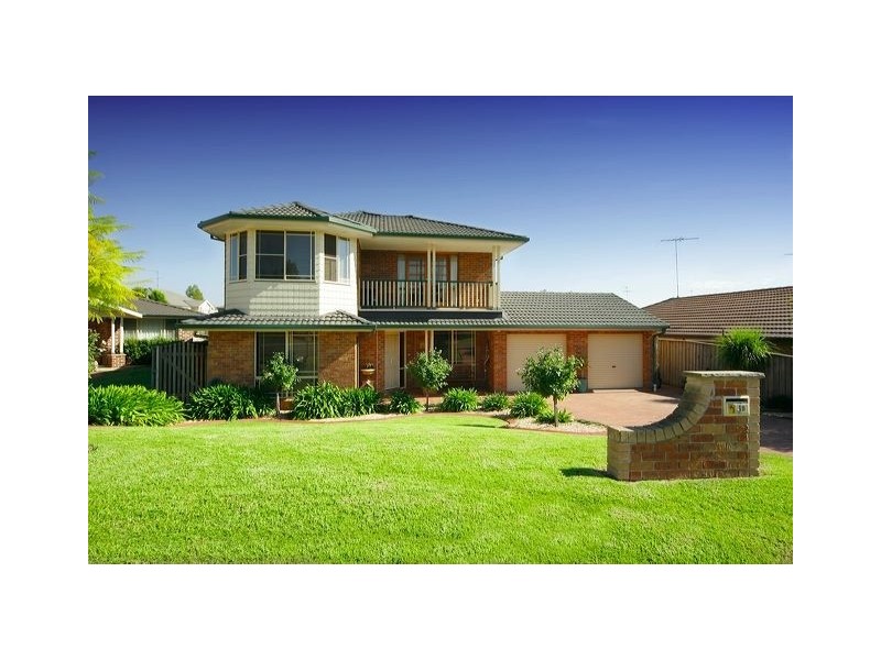 18 Spoonbill Way, Mount Annan NSW 2567