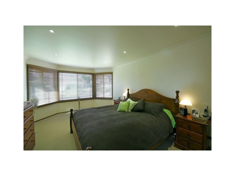 18 Spoonbill Way, Mount Annan NSW 2567