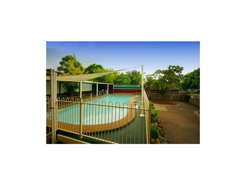 12 Cruikshank Avenue, Elderslie NSW 2570