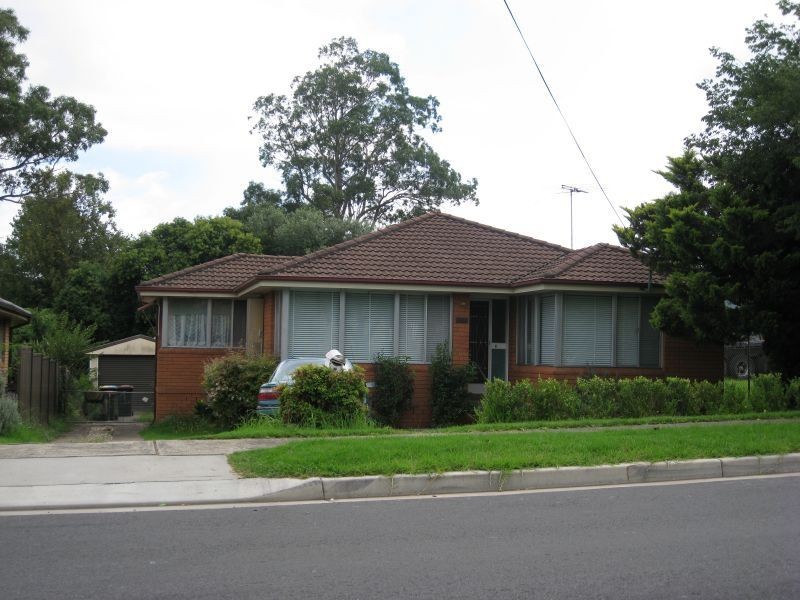 1 Dobroyd Avenue, Camden NSW 2570