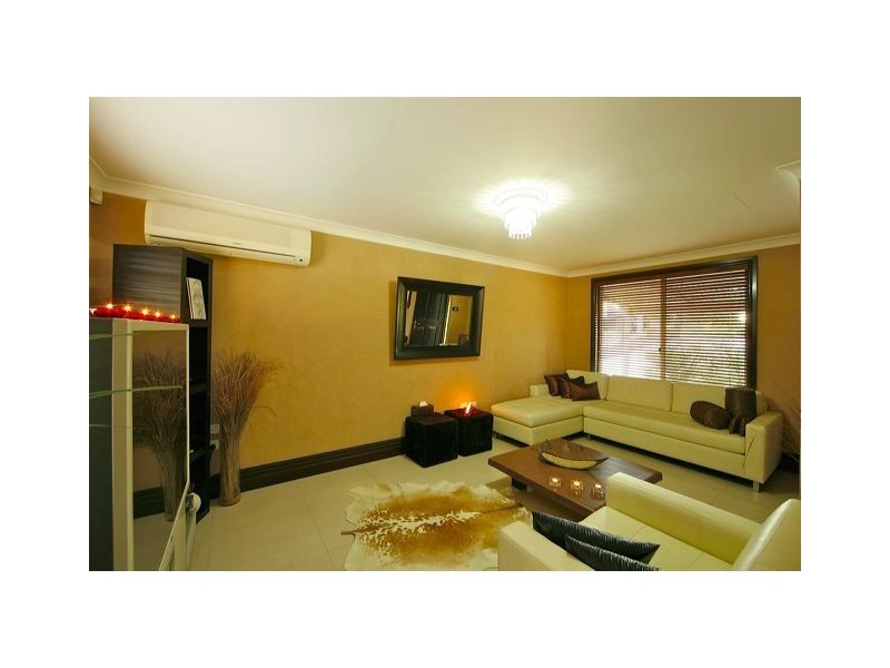 2E Eschol Park Drive, Eschol Park NSW 2558