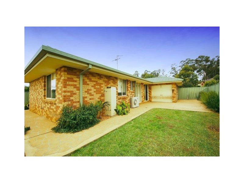 33 Lackey Place, Currans Hill NSW 2567