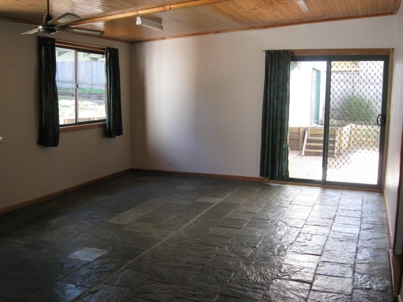 3 Murrandah Avenue, Camden NSW 2570