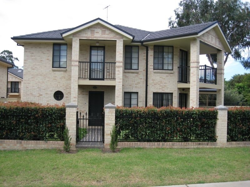 8/60 Old Hume Highway, Camden NSW 2570