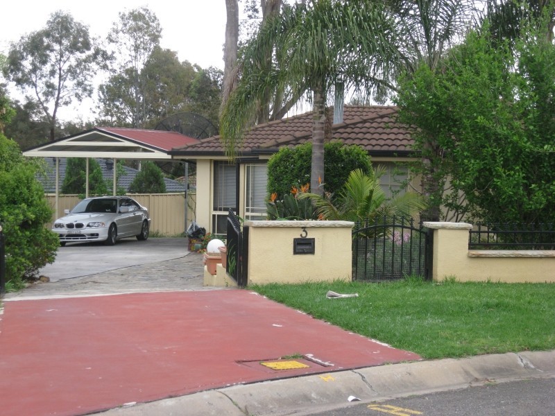 3 Scully Place, Mount Annan NSW 2567