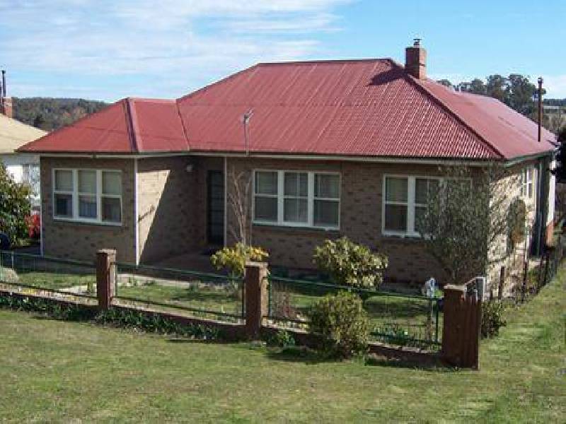 35 King Street, Tumbarumba NSW 2653