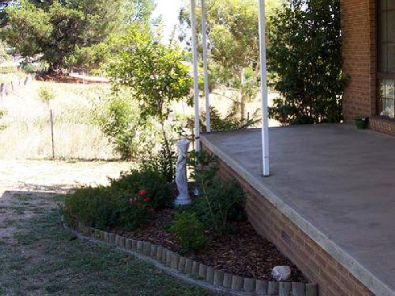 11  Park Street, Tumbarumba NSW 2653