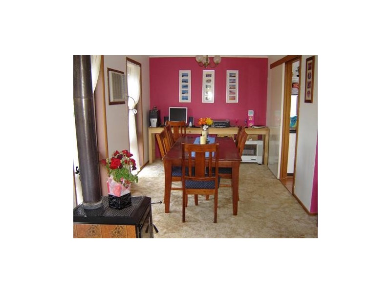 85  Gilbert Street, Tumbarumba NSW 2653