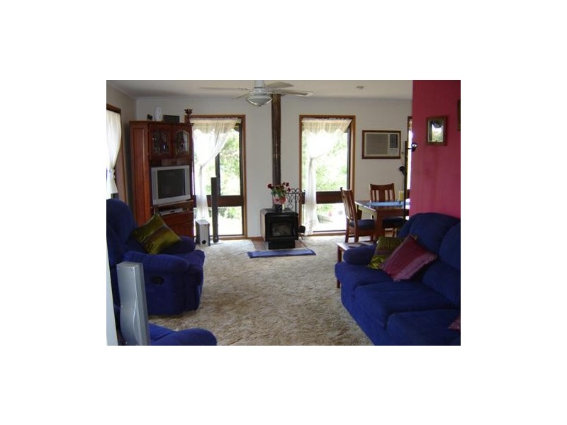 85  Gilbert Street, Tumbarumba NSW 2653