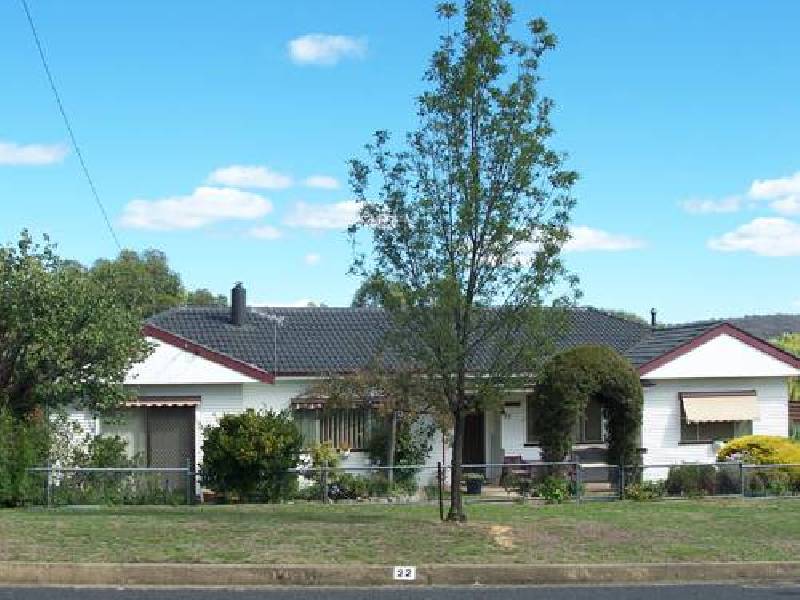 22 Regent Street, Tumbarumba NSW 2653