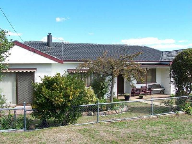 22 Regent Street, Tumbarumba NSW 2653