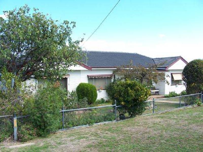 22 Regent Street, Tumbarumba NSW 2653