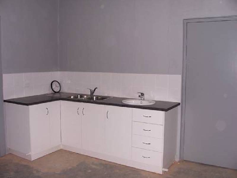 16 The Parade, Tumbarumba NSW 2653