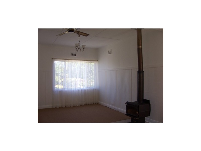 46 Winton Street, Tumbarumba NSW 2653