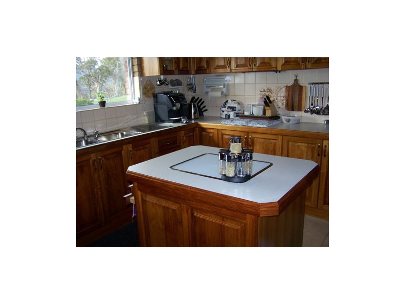 1  Chisholm Street, Tumbarumba NSW 2653