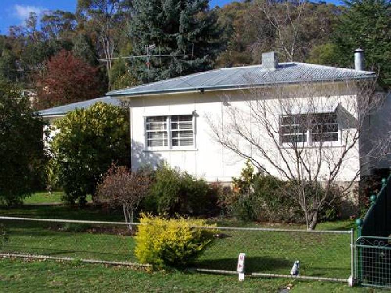 66  King Street, Tumbarumba NSW 2653
