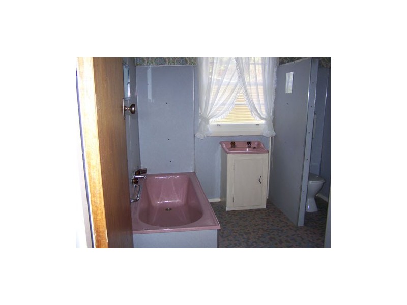 66  King Street, Tumbarumba NSW 2653