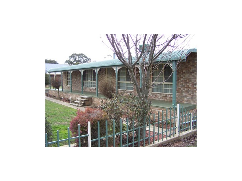 132 Albury Street, Tumbarumba NSW 2653