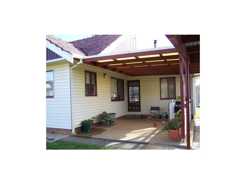 100  Winton Street, Tumbarumba NSW 2653