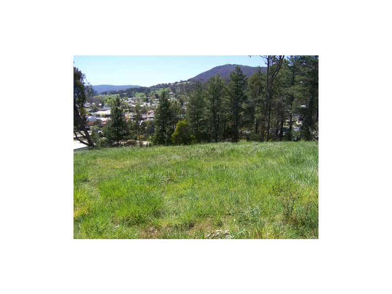 7  Albury Street, Tumbarumba NSW 2653