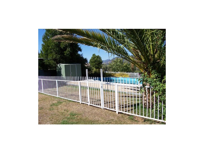 6  Harrow Street, Tumbarumba NSW 2653