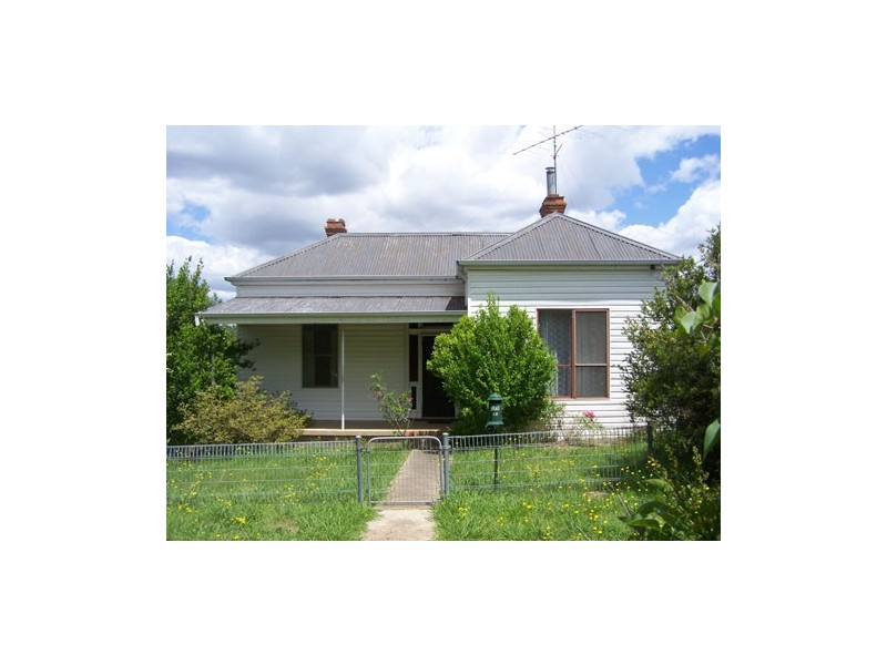 73  Murray Street, Tumbarumba NSW 2653