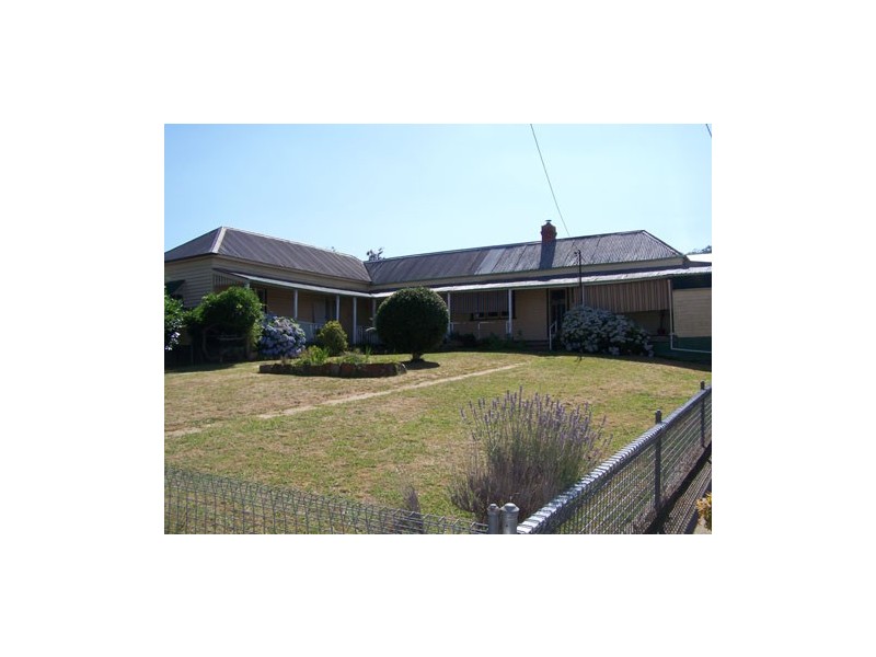 92  King Street, Tumbarumba NSW 2653