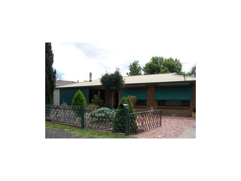 94 Albury Street, Tumbarumba NSW 2653
