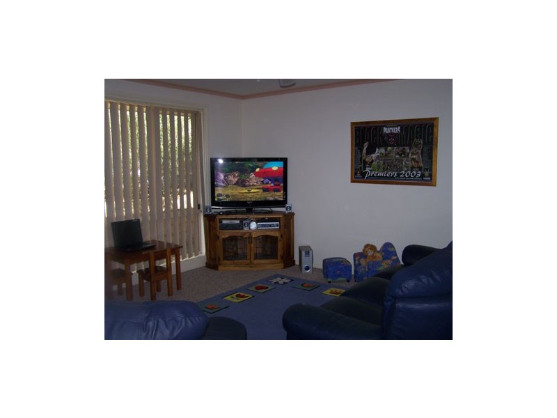 28 Fleet Street, Tumbarumba NSW 2653