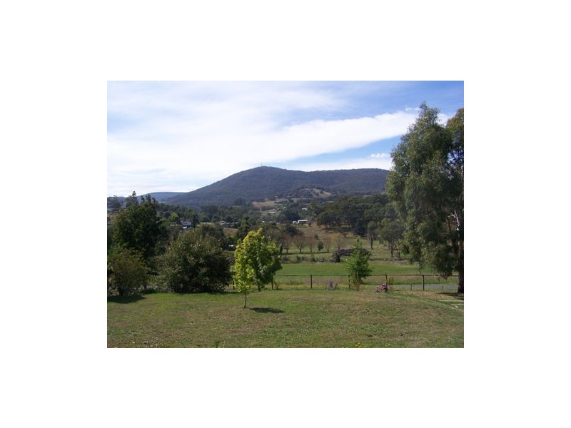 13  Bogong Street, Tumbarumba NSW 2653