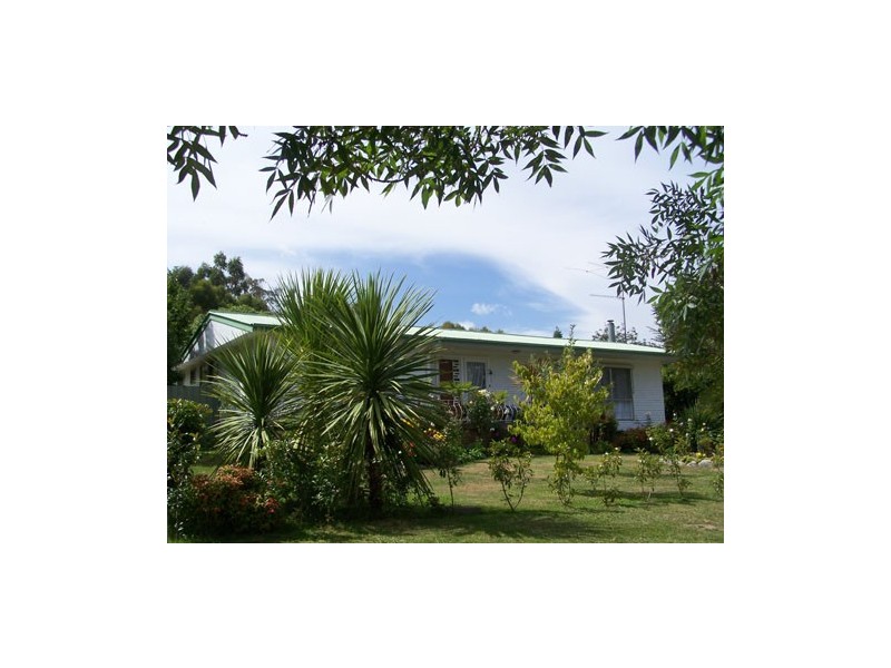 70  King Street, Tumbarumba NSW 2653