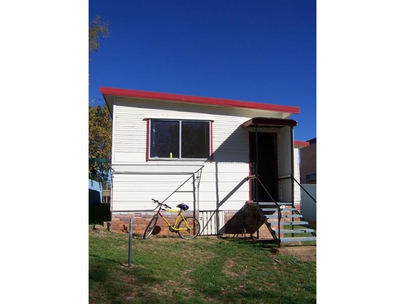 11 Bridge Street, Tumbarumba NSW 2653