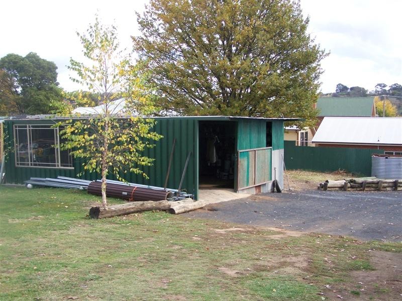81  King Street, Tumbarumba NSW 2653
