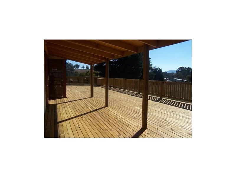 41 Booth Street, Tumbarumba NSW 2653
