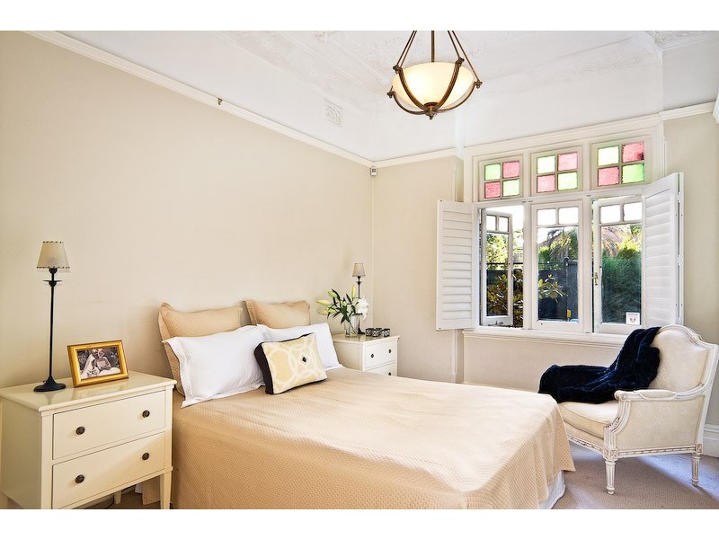 9 Archbold Road, Roseville NSW 2069