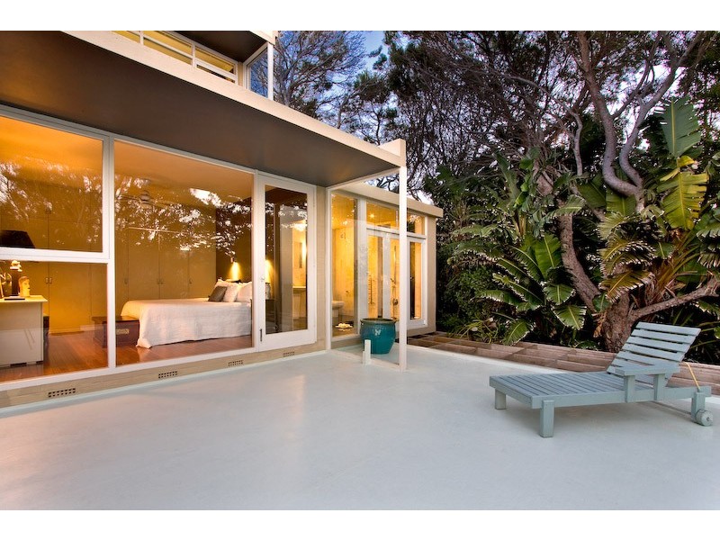 1 Molong Street, North Curl Curl NSW 2099