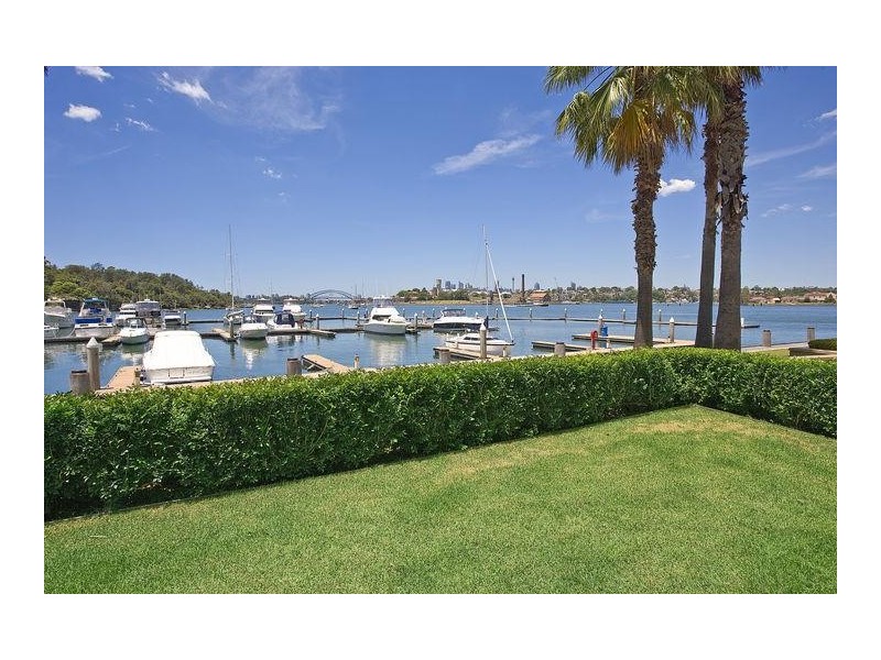 2/12-14  Le Vesinet Drive, Hunters Hill NSW 2110