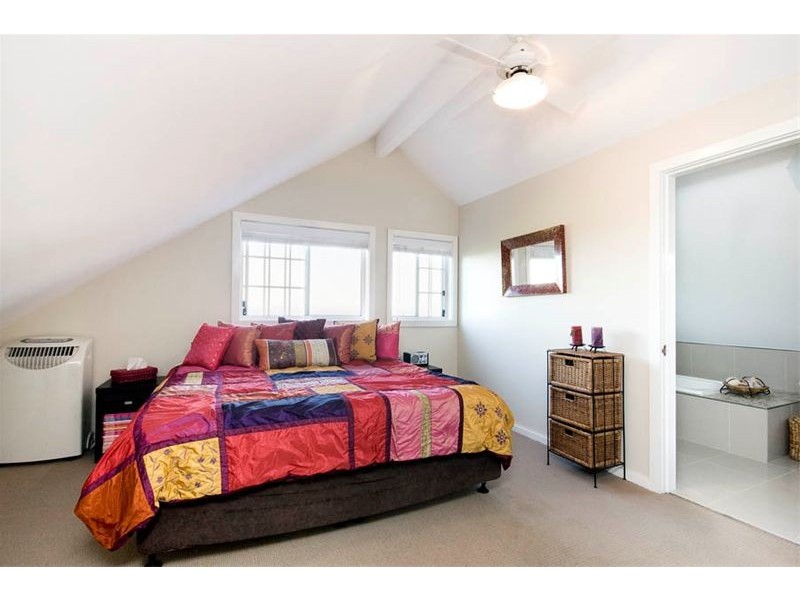 61 Princes Highway, Thirroul NSW 2515