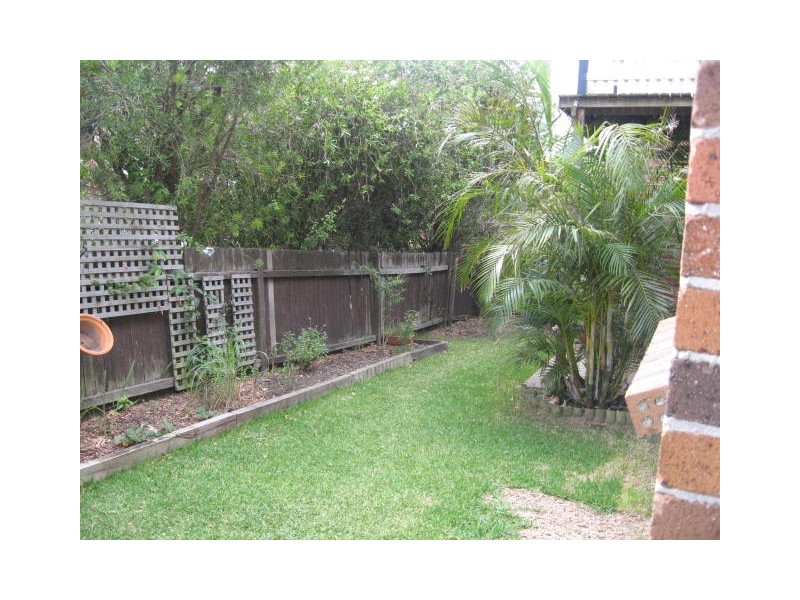 4/5 Newbold Close, Thirroul NSW 2515