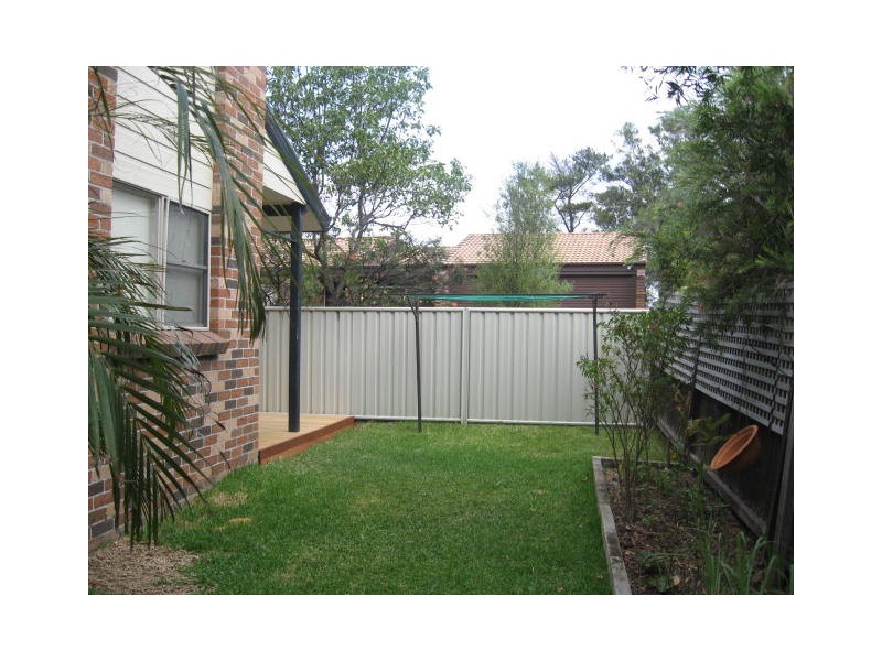 4/5 Newbold Close, Thirroul NSW 2515