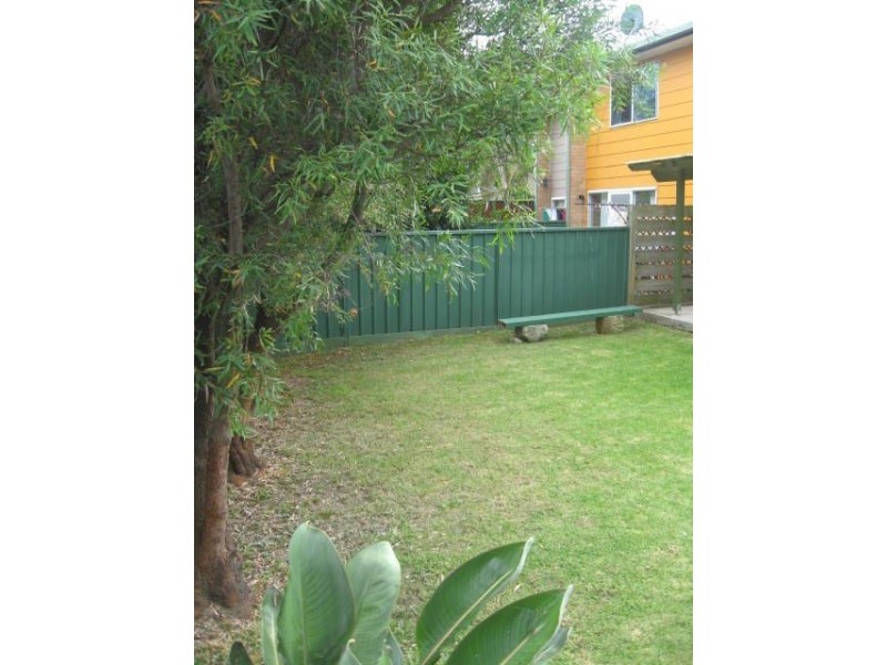 1/10A Kiandra Road, Woonona NSW 2517
