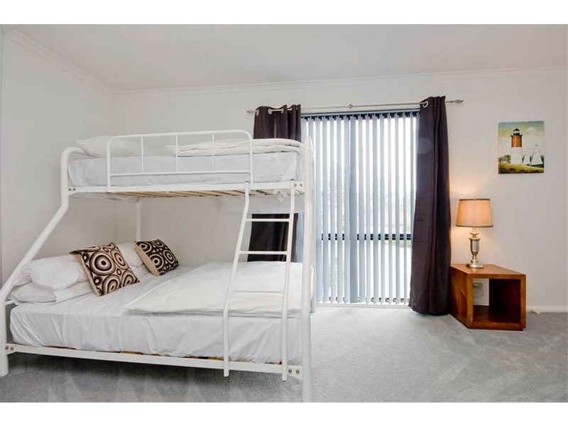 2/186 Lawrence Hargrave Drive, Thirroul NSW 2515