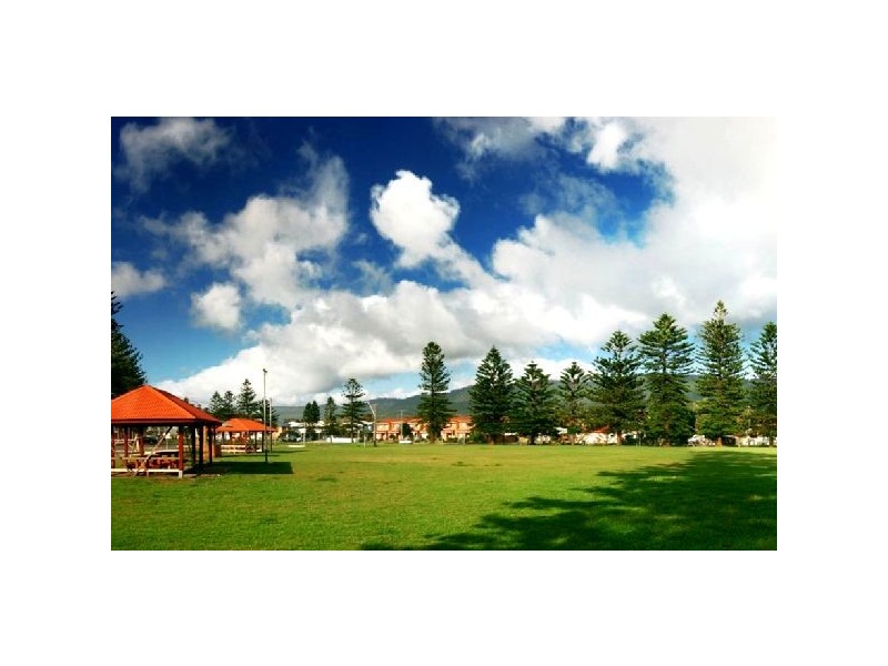 2/186 Lawrence Hargrave Drive, Thirroul NSW 2515