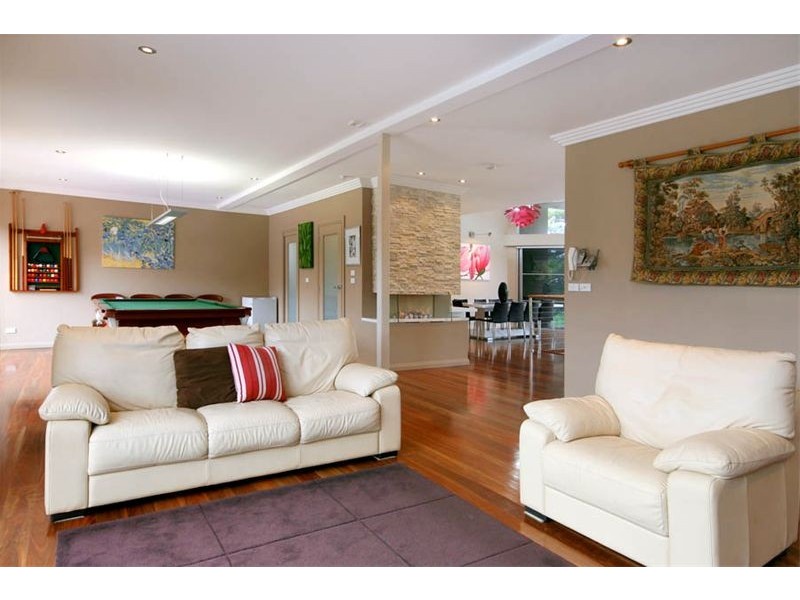35 The Esplanade, Thirroul NSW 2515