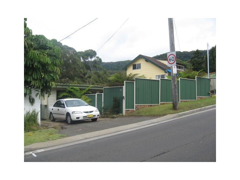 82 Princes Highway, Thirroul NSW 2515