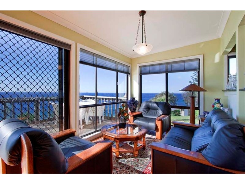 631 Lawrence Hargrave Drive, Wombarra NSW 2515