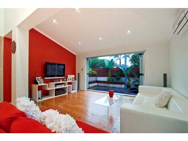 1/24 Cochrane Road, Thirroul NSW 2515