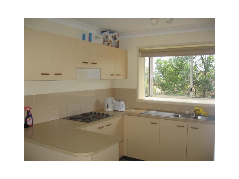 1/250 Lawrence Hargrave Drive, Thirroul NSW 2515