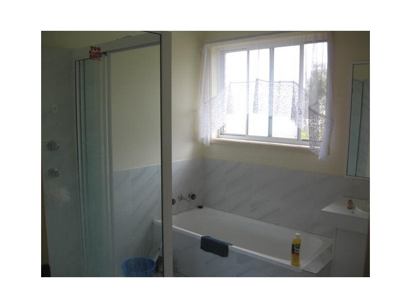 1/250 Lawrence Hargrave Drive, Thirroul NSW 2515