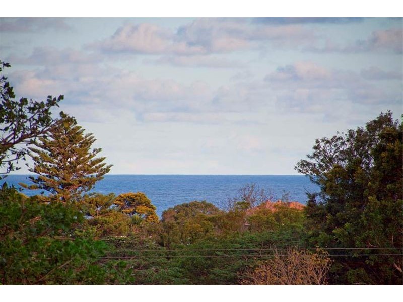 2/28 Railway Avenue, Austinmer NSW 2515